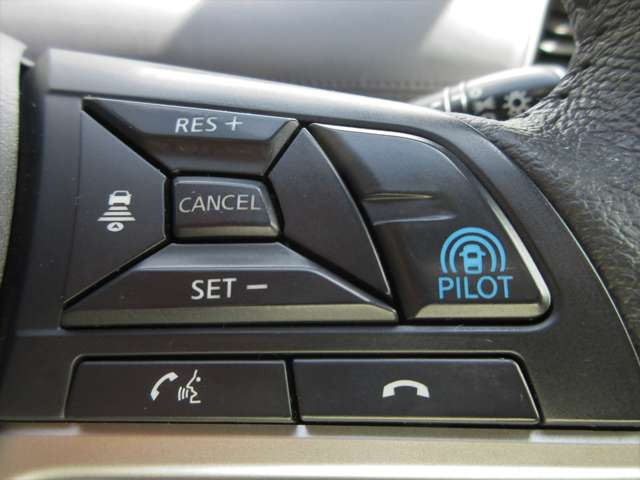 セレナ1.2 e-POWER ハイウェイスターV