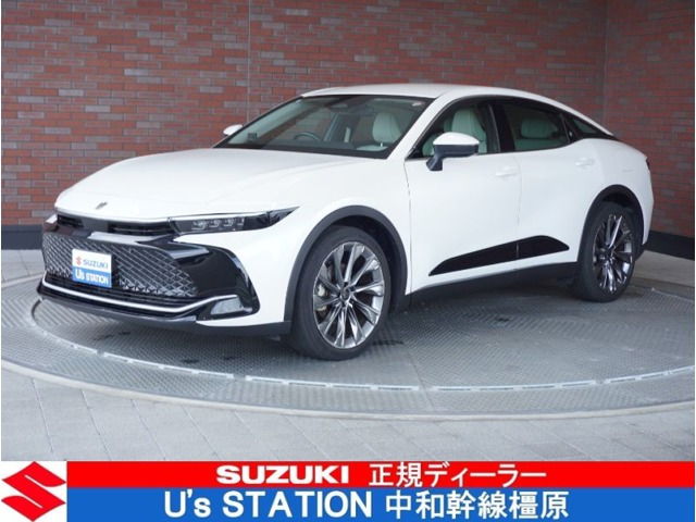 クラウンクロスオーバー2.5 G アドバンスト レザー パッケージ E-Four 4WD