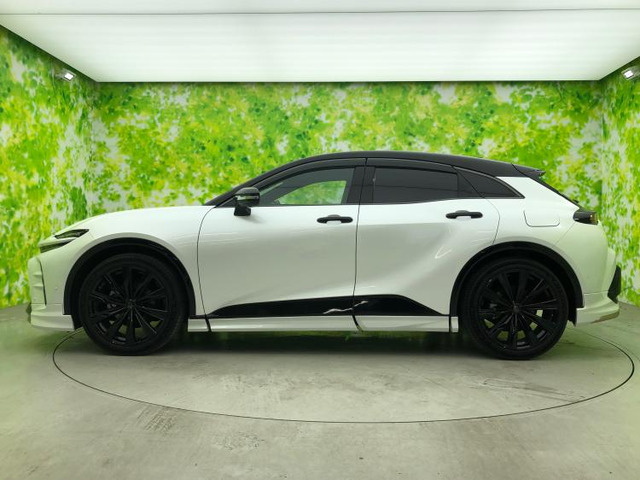 クラウンスポーツ2.5 Z E-Four 4WD