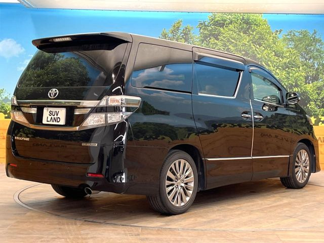 �������x�̃K���X�疌�ŝ����͂������A�㎿�ȃc���E����������B���O����_���J�����؂Ȉ��Ԃ�ی삵�A�F�����E�򉻂�h�~�B�u�e�X�v���b�V���R�[�g�v�A�u�e�v���~�b�T�R�[�g�v���炨�I�т��������܂��B