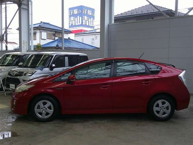 プリウス1.8 S