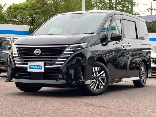 セレナ1.4 e-POWER ハイウェイスターV