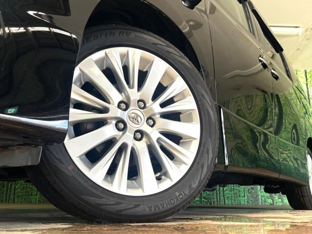 �y����18�C���`�A���~�z�C�[���z�O�ςɃ}�b�`���������A���~�z�C�[���𑕒����Ă���܂��B�e��ЊO�A���~�z�C�[����A�X�^�b�h���X�^�C�����戵�����Ă���܂��B���񂲑��k����������