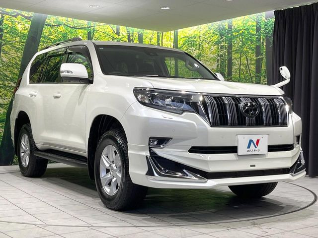 �������x�̃K���X�疌�ŝ����͂������A�㎿�ȃc���E����������B���O����_���J�����؂Ȉ��Ԃ�ی삵�A�F�����E�򉻂�h�~�B�u�e�X�v���b�V���R�[�g�v�A�u�e�v���~�b�T�R�[�g�v���炨�I�т��������܂��B