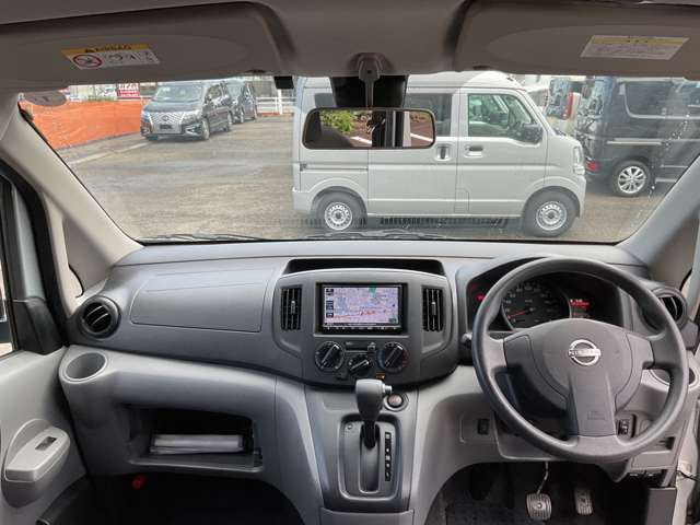NV200バネットバン1.6 DX