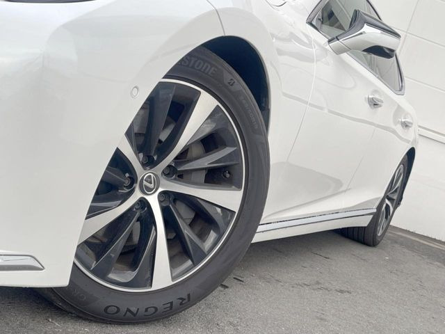 �y����19�C���`�A���~�z�C�[���z�O�ςɃ}�b�`���������A���~�z�C�[���𑕒����Ă���܂��B�e��ЊO�A���~�z�C�[����A�X�^�b�h���X�^�C�����戵�����Ă���܂��B���񂲑��k����������