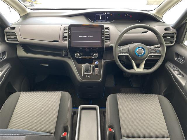 セレナ1.2 e-POWER ハイウェイスターV
