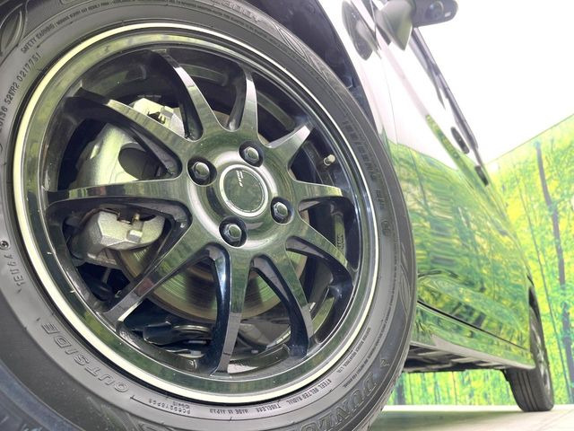 �y15�C���`�A���~�z�C�[���z�O�ςɃ}�b�`�����A���~�z�C�[���𑕒����Ă���܂��B�e��A���~�z�C�[����A�X�^�b�h���X�^�C�����戵�����Ă���܂��B���񂲑��k����������