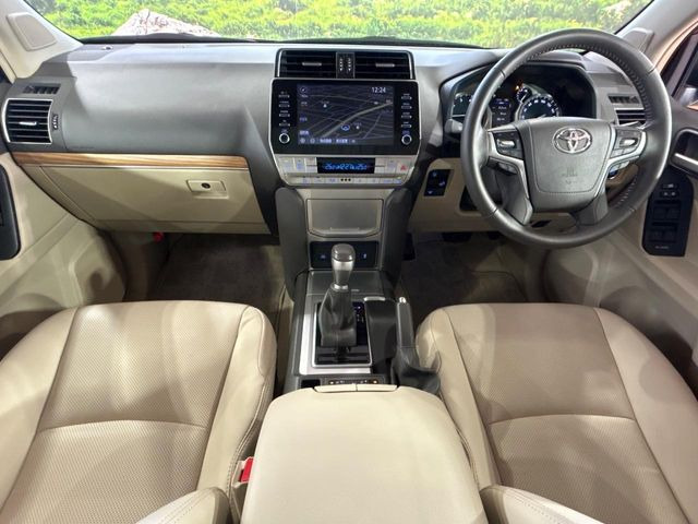 ランドクルーザープラド2.7 TX Lパッケージ マットブラック エディション 4WD