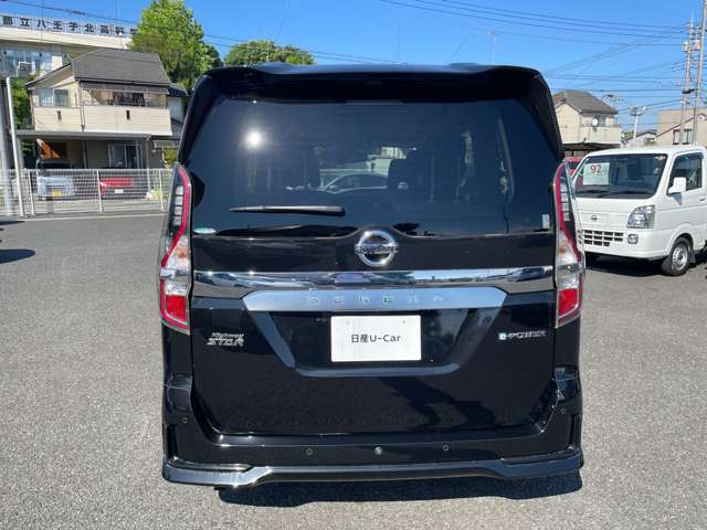 セレナ1.2 e-POWER ハイウェイスターV