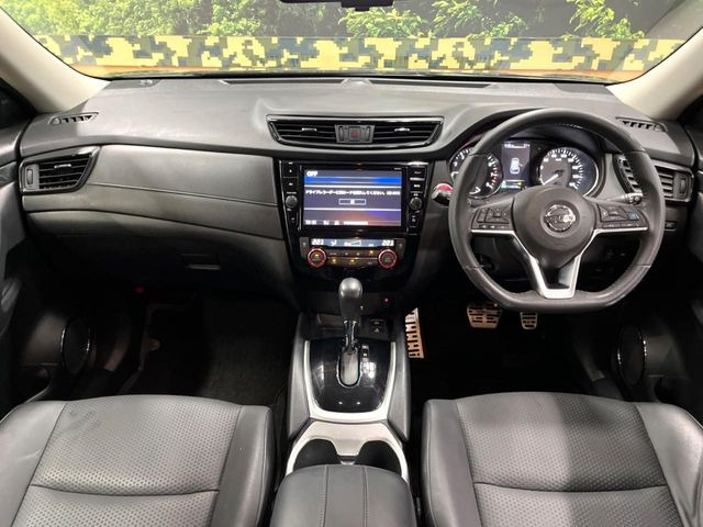 エクストレイル2.0 20Xi