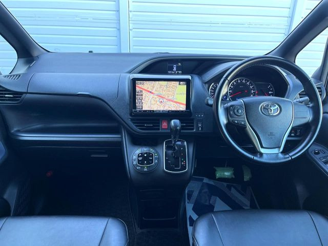 ヴォクシー2.0 ZS 煌