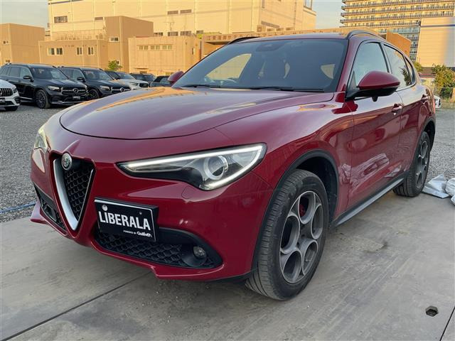 ステルヴィオ2.2 ターボ ディーゼル Q4 スポーツパッケージ 4WD