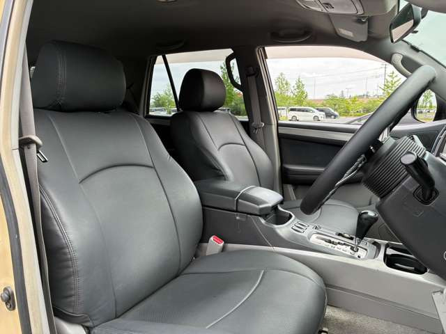 ���������������ɗL��������܂��B�yGLOBAL CREST�K��X�z ��ʌ��K��s��1000�؂قǂ̍L��ȕ~�n�ɏ펞150��ȏ�W�����Ă���܂��B�����ł��������������Ƃ��\�ł��B