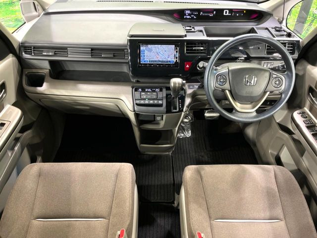 ステップワゴン1.5 G
