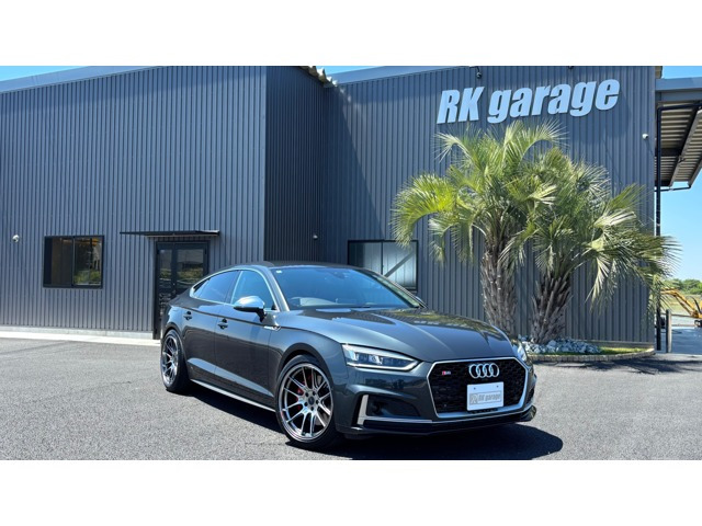 S5スポーツバック3.0 4WD
