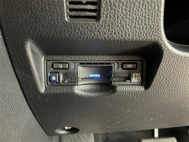 ヴォクシー2.0 S-Z