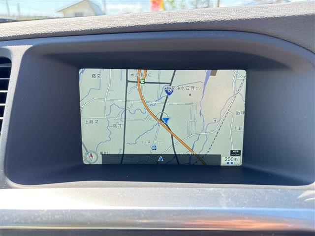 V60クロスカントリーD4 SE ディーゼル