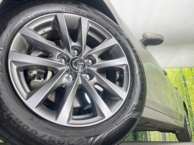 �y16�C���`�A���~�z�C�[���z�O�ςɃ}�b�`�����A���~�z�C�[���𑕒����Ă���܂��B�e��A���~�z�C�[����A�X�^�b�h���X�^�C�����戵�����Ă���܂��B���񂲑��k����������