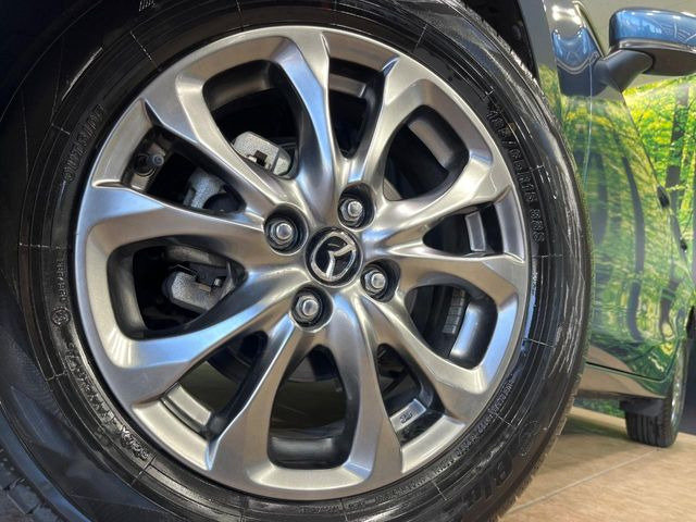 �y����15�C���`�A���~�z�C�[���z�O�ςɃ}�b�`���������A���~�z�C�[���𑕒����Ă���܂��B�e��ЊO�A���~�z�C�[����A�X�^�b�h���X�^�C�����戵�����Ă���܂��B���񂲑��k����������