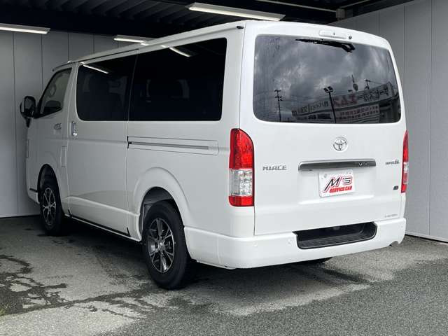 �l�C��4WD�A�y�����ԁA�R���p�N�g�J�[�ASUV�A�Z�_���A�~�j�o���A�A���Ԃ܂ŕ��L����葵���Ă���܂��B
