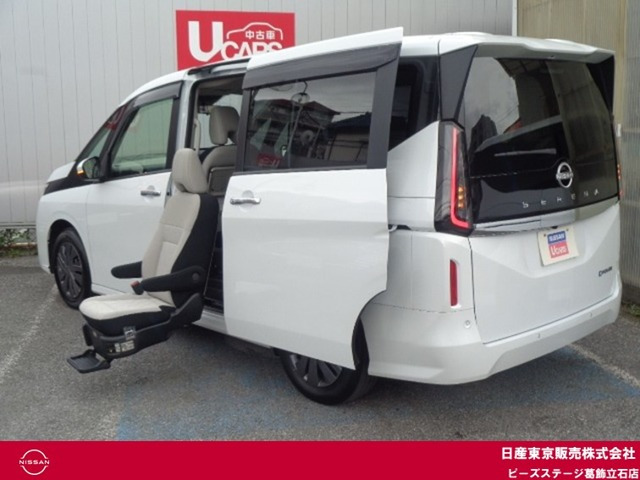 セレナ1.4 e-POWER XV セカンドスライドアップシート