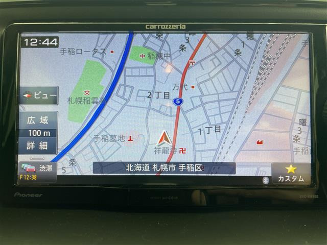 ヴォクシー2.0 X Cパッケージ 4WD