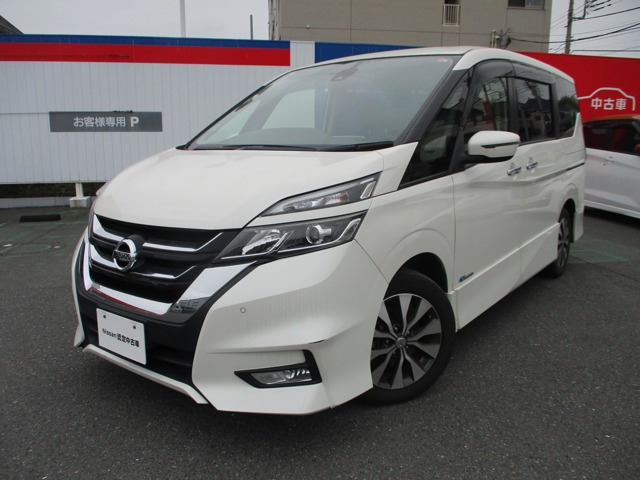 セレナ2.0 ハイウェイスター プロパイロット エディション