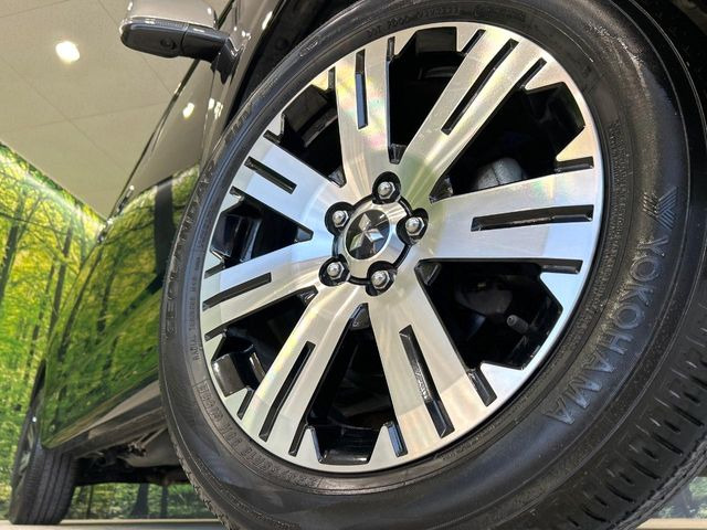 �y�����I�v�V����18�C���`�A���~�z�C�[���z�����I�v�V�����z�C�[���𑕒��B���s���\�̌���ɉ����A�O�ς����X�^�C���b�V���ɂȂ��Ă��܂��B