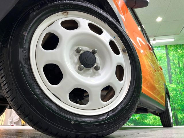 �y����15�C���`�z�C�[���z�O�ςɃ}�b�`���������z�C�[���𑕒����Ă���܂��B�e��ЊO�A���~�z�C�[����A�X�^�b�h���X�^�C�����戵�����Ă���܂��B���񂲑��k����������