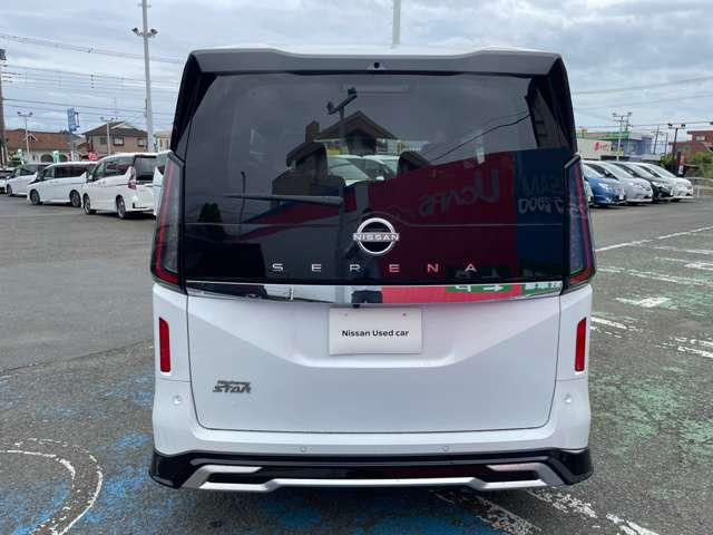 セレナ2.0 ハイウェイスターV