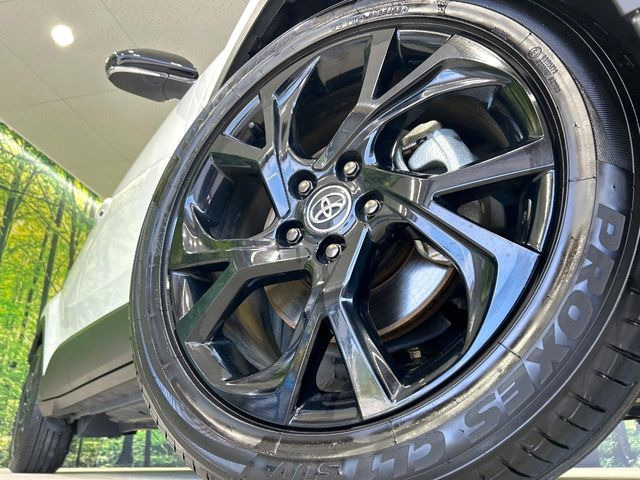 �y����18�C���`�A���~�z�C�[���z�O�ςɃ}�b�`���������A���~�z�C�[���𑕒����Ă���܂��B�e��ЊO�A���~�z�C�[����A�X�^�b�h���X�^�C�����戵�����Ă���܂��B���񂲑��k����������