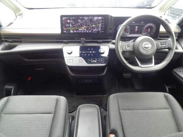セレナ1.4 e-POWER ハイウェイスターV