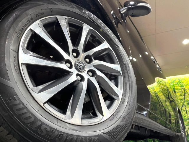 �y�����A���~�z�C�[���z�O�ςɃ}�b�`���������A���~�z�C�[���𑕒����Ă���܂��B�e��ЊO�A���~�z�C�[����A�X�^�b�h���X�^�C�����戵�����Ă���܂��B���񂲑��k����������