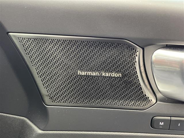 XC40アルティメット B4 AWD 4WD