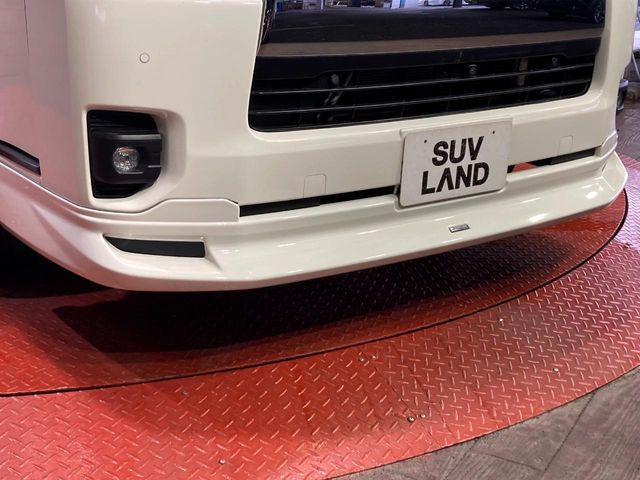 ハイエースバン