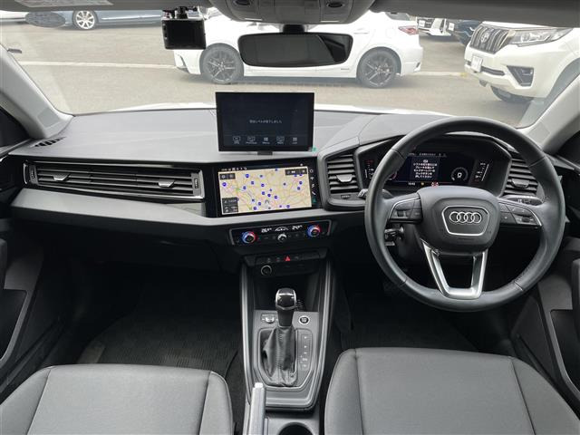 A1スポーツバック25 TFSI