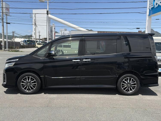 ヴォクシー2.0 ZS 煌