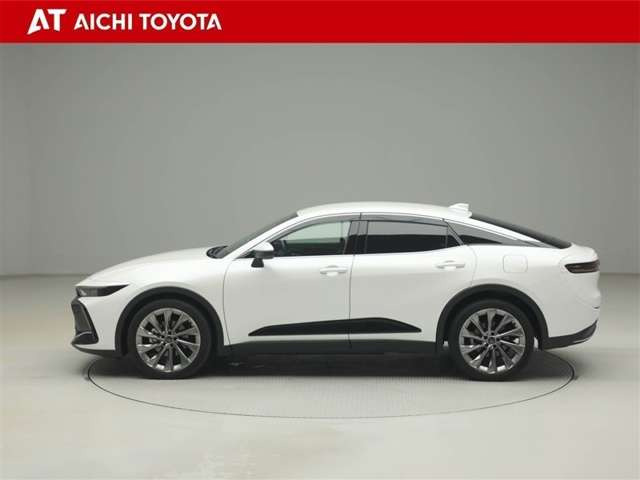 クラウンクロスオーバー2.5 G アドバンスト レザー パッケージ E-Four 4WD