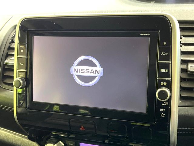 セレナ2.0 ハイウェイスター プロパイロット エディション