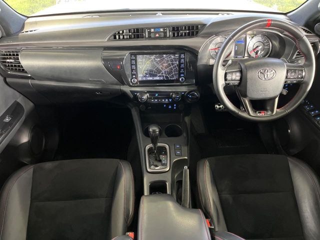 ハイラックス2.4 Z GRスポーツ ディーゼル 4WD