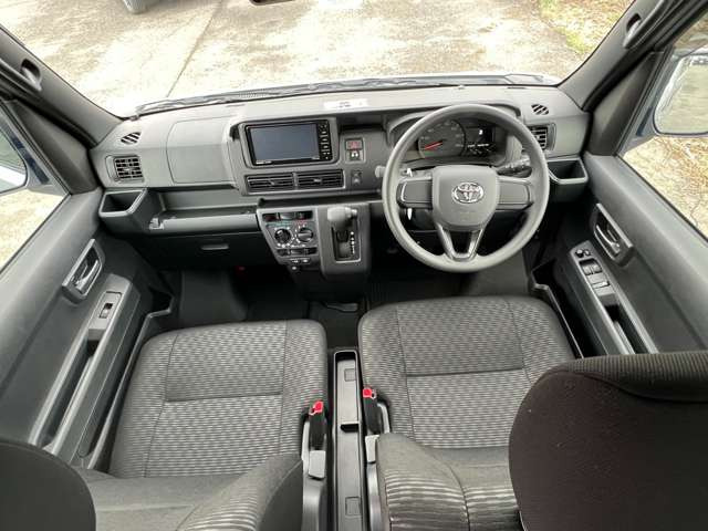 ピクシスバンクルーズ 4WD