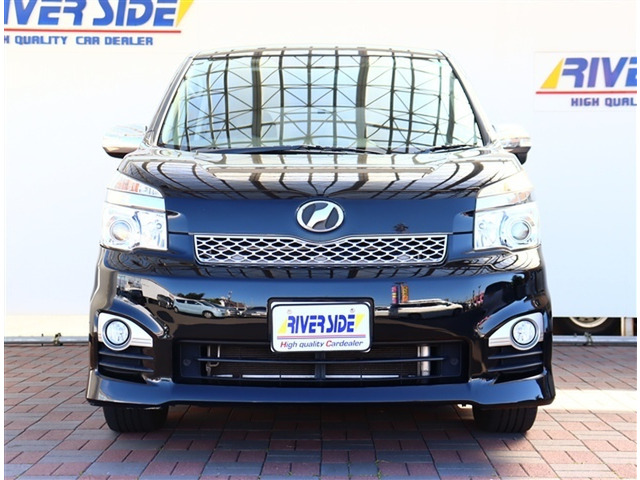 ヴォクシー2.0 ZS 煌