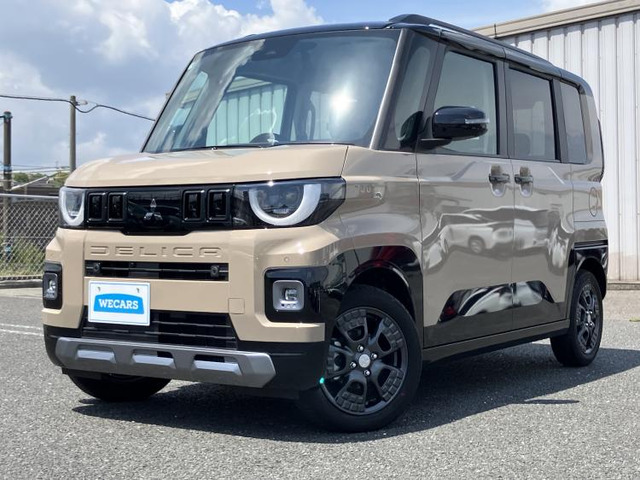 デリカミニT プレミアム デリマル パッケージ 4WD