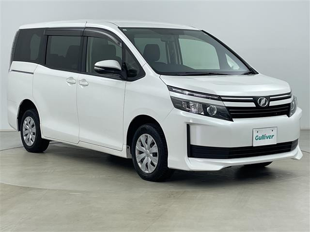 ヴォクシー2.0 X Cパッケージ 4WD