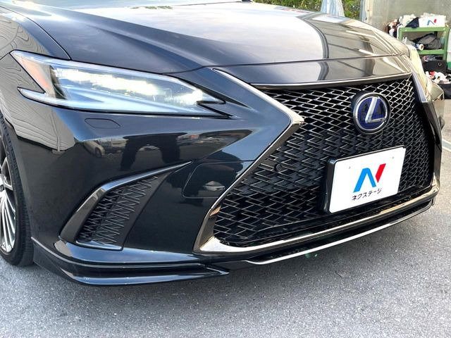 ES300h Fスポーツ