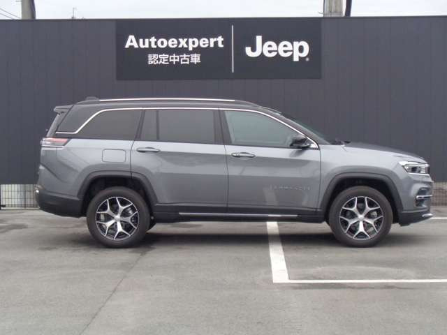 コマンダー2.0 リミテッド ディーゼル 4WD
