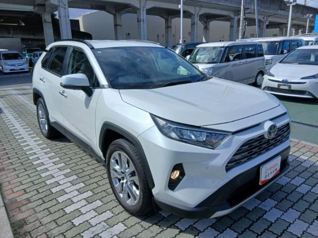 RAV42.0 G 4WD