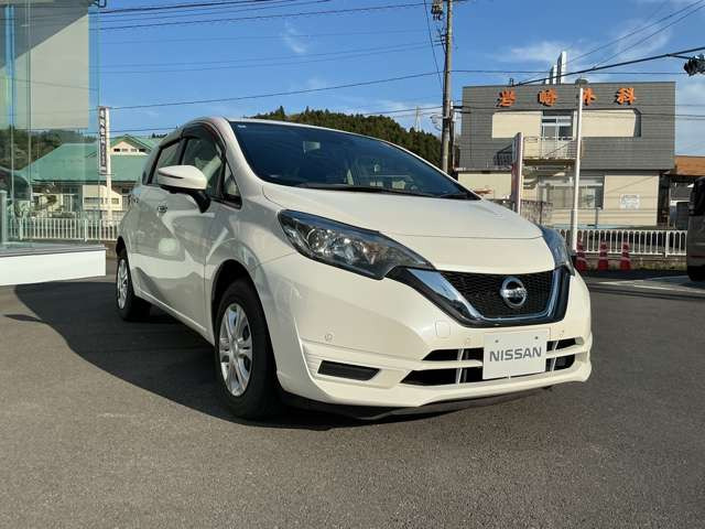 ノート1.2 X FOUR 4WD