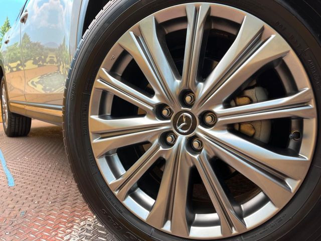 �y����19�C���`�A���~�z�C�[���z�O�ςɃ}�b�`���������A���~�z�C�[���𑕒����Ă���܂��B�e��ЊO�A���~�z�C�[����A�X�^�b�h���X�^�C�����戵�����Ă���܂��B���񂲑��k����������